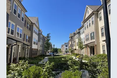 2 Gala Ct, Livingston, NJ 07039 - Photo 25