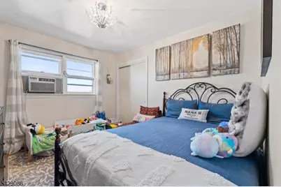 65 Miller Ave, Elmwood Park, NJ 07407 - Photo 11