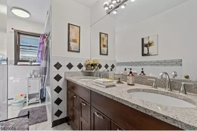 65 Miller Ave, Elmwood Park, NJ 07407 - Photo 13