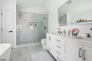 25 Mayfair Pl, Clifton, NJ 07013 - Photo 19