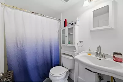 138 Bartley Rd, Washington Township, NJ 07853 - Photo 7