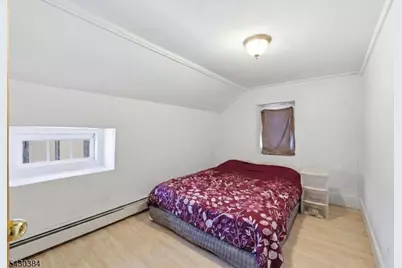 138 Bartley Rd, Washington Township, NJ 07853 - Photo 15