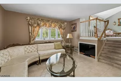 135 Roosevelt Ave, Woodbridge Township, NJ 07067 - Photo 13