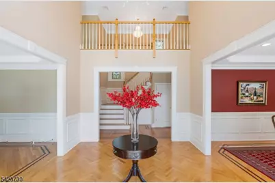 17 Constitution Ave, Roxbury Township, NJ 07876 - Photo 9