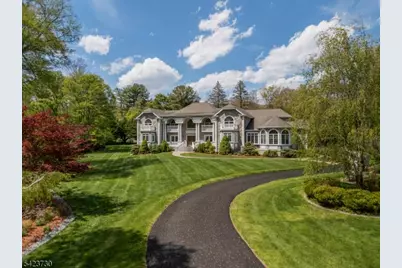 17 Constitution Ave, Roxbury Township, NJ 07876 - Photo 3