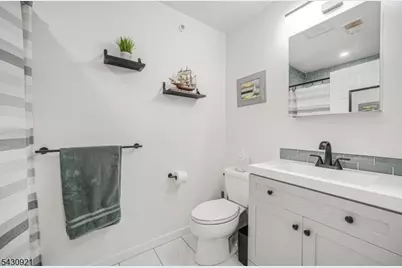 322 Cambridge Dr, Butler, NJ 07405 - Photo 11