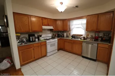 13-15 Garibaldi Ave, Newark, NJ 07114 - Photo 13