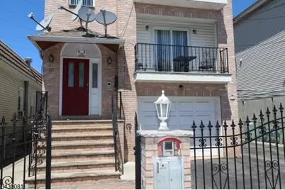 13-15 Garibaldi Ave, Newark, NJ 07114 - Photo 21