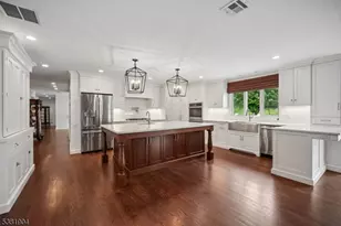 39 Wingate Dr, Livingston, NJ 07039 - Photo 3