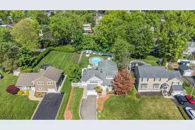 25 Meadow Dr, Little Falls Township, NJ 07424 - Photo 35