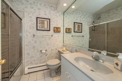 25 Meadow Dr, Little Falls Township, NJ 07424 - Photo 17