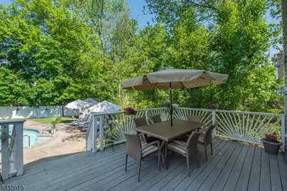 25 Meadow Dr, Little Falls Township, NJ 07424 - Photo 33