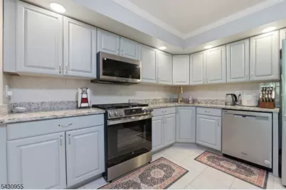 34 Edgefield Dr, Parsippany, NJ 07950 - Photo 21
