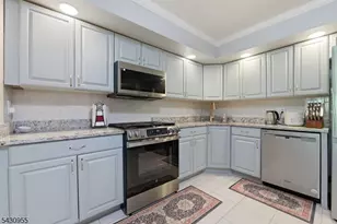 34 Edgefield Dr, Parsippany, NJ 07950 - Photo 21