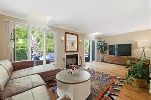 34 Edgefield Dr, Parsippany, NJ 07950 - Photo 15