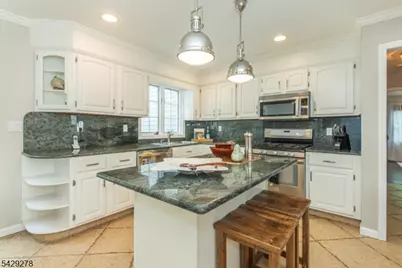 14 Fox Run, North Caldwell, NJ 07006 - Photo 9