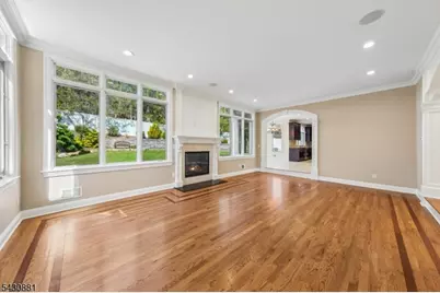 14 Oshaughnessy Lane, Closter, NJ 07624 - Photo 9