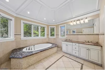 14 Oshaughnessy Lane, Closter, NJ 07624 - Photo 19