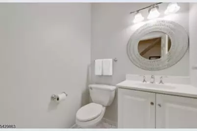 4 Murray Hill Mnr, New Providence, NJ 07974 - Photo 11