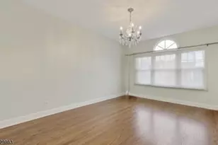 4 Murray Hill Manor, New Providence, NJ 07974 - Photo 9