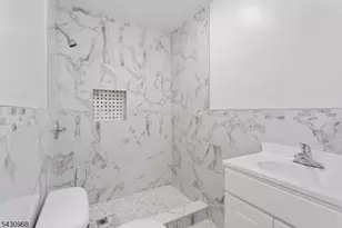 226 N Clinton St, East Orange, NJ 07017 - Photo 11
