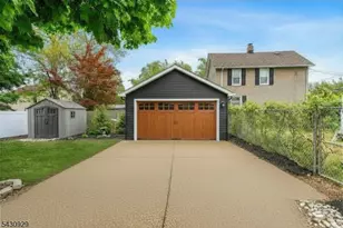323 Church St, Middletown, NJ 07718 - Photo 35
