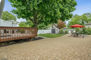 323 Church St, Middletown, NJ 07718 - Photo 33