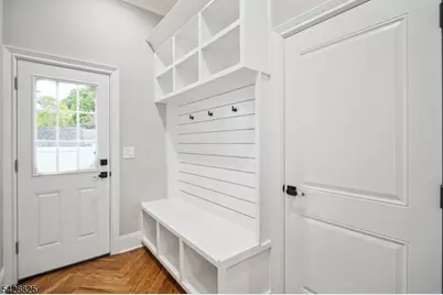 63 Hillside Ave, Livingston, NJ 07039 - Photo 17