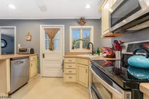 64 Brunswick Ave, Bloomsbury, NJ 08804 - Photo 11