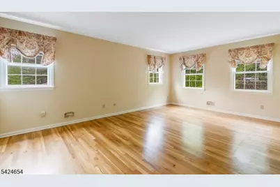 908 Sherwood Rd, Bridgewater, NJ 08807 - Photo 27