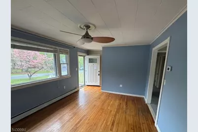 35 Mayne Ave, Byram Township, NJ 07874 - Photo 3