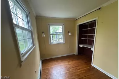 35 Mayne Ave, Byram Township, NJ 07874 - Photo 11