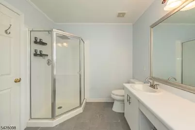 16 Indian Spring Dr, Jefferson Township, NJ 07438 - Photo 17