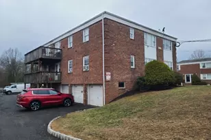 4 Columbia Dr, Bridgewater, NJ 08807 - Photo 1