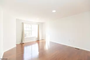 148 Forest Dr, Piscataway Township, NJ 08854 - Photo 23