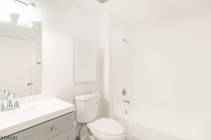 148 Forest Dr, Piscataway Township, NJ 08854 - Photo 33