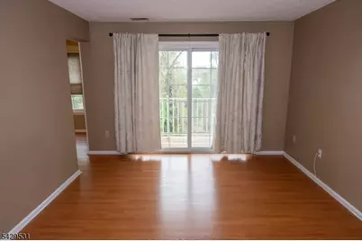 136 Arbor Way, Branchburg Township, NJ 08876 - Photo 7