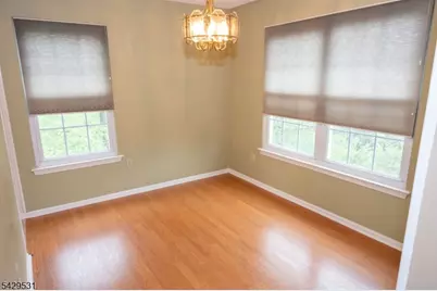 136 Arbor Way, Branchburg Township, NJ 08876 - Photo 5