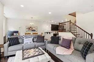 9 Station Sq, Union Township, NJ 07083 - Photo 9