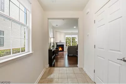 9 Station Sq, Union Township, NJ 07083 - Photo 7