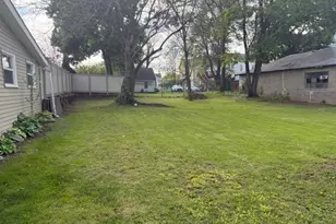 37 Broad St, Flemington, NJ 08822 - Photo 9