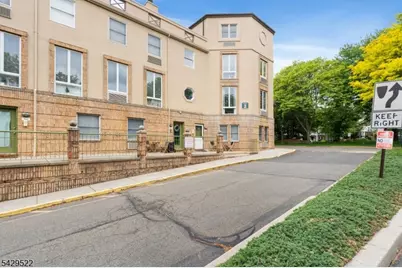 50 Pine St #215, Montclair Twp., NJ 07042 - Photo 23