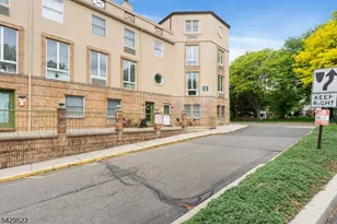 50 Pine St, Montclair Twp., NJ 07042 - Photo 23