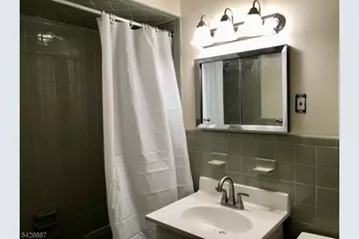 538 Joralemon St #7, Belleville, NJ 07109 - Photo 3