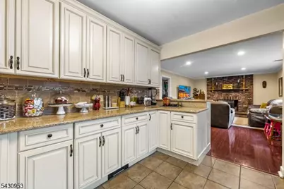 6 Hillsdale Ter, Vernon, NJ 07461 - Photo 9