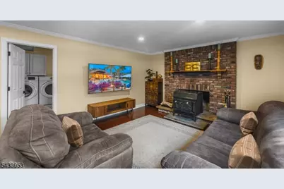 6 Hillsdale Ter, Vernon, NJ 07461 - Photo 15