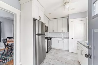 422 Faitoute Ave, Roselle Park, NJ 07204 - Photo 7