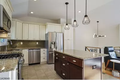 151 Fulton Street, Clark Township, NJ 07066 - Photo 11