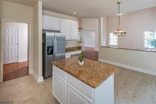 27 Bethpage Dr, Montgomery Township, NJ 08558 - Photo 13