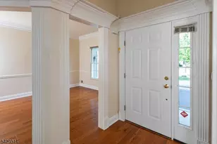 27 Bethpage Dr, Montgomery Township, NJ 08558 - Photo 3